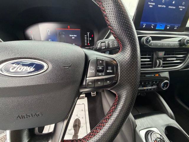 Certified 2024 Ford Escape ST-Line AWD/4WD image 32