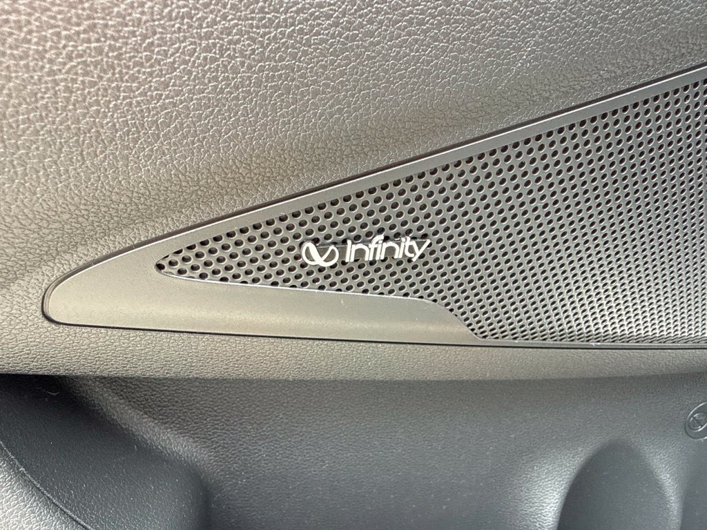 Used 2021 Hyundai Tucson Limited AWD/4WD image 16