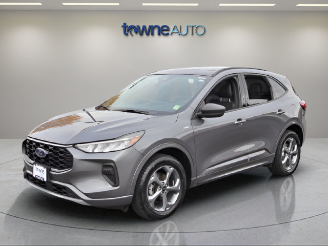 Certified 2023 Ford Escape ST-Line w/ Tech Pack #1 AWD/4WD image 3