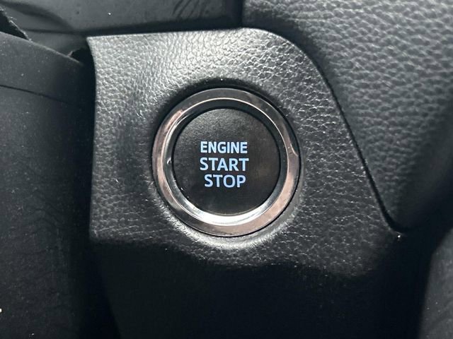 Used 2021 Toyota RAV4 XLE FWD image 34