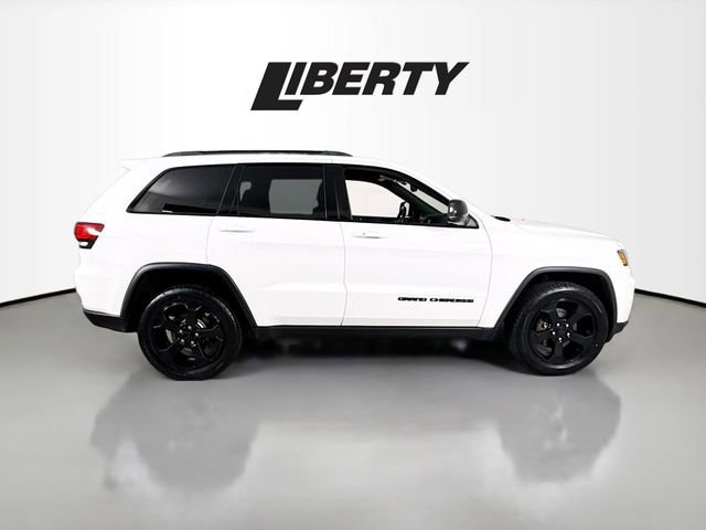 Used 2019 Jeep Grand Cherokee Laredo image 6
