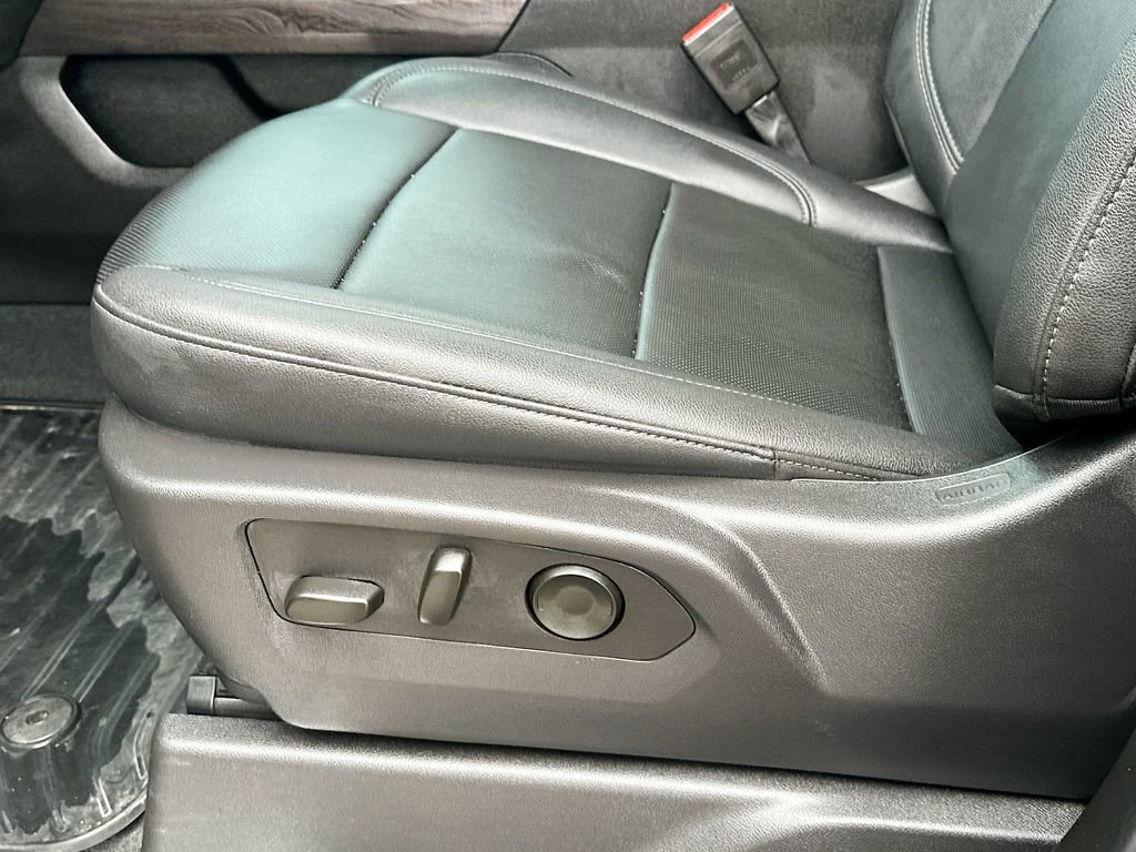 Used 2025 Chevrolet Silverado 2500 LTZ w/ Trail Boss Package image 10