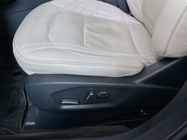 Certified 2017 Ford Explorer Platinum image 22