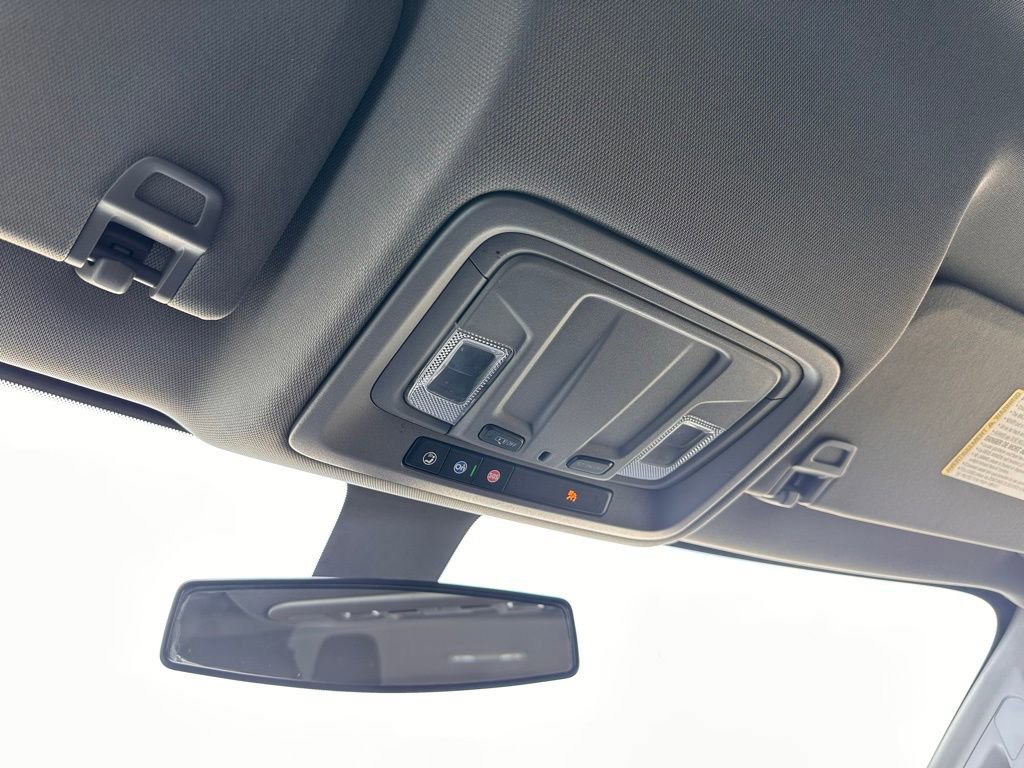 Used 2020 Chevrolet Silverado 3500 LT image 22