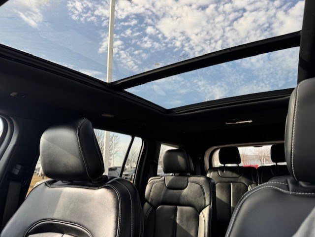 Used 2024 Jeep Grand Cherokee L Limited w/ Luxury Tech Group II image 20