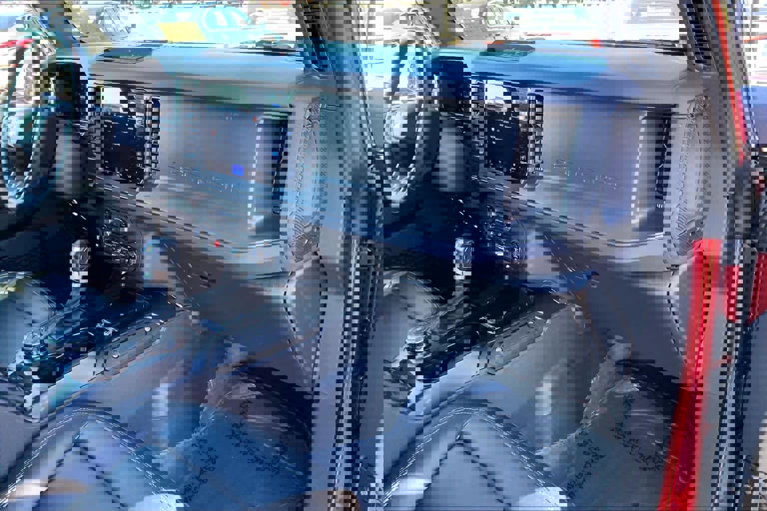 Certified 2025 Ford Bronco Big Bend image 19