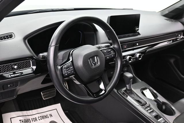 Used 2025 Honda Civic Sport image 15