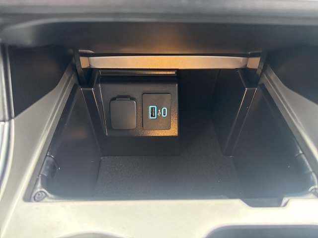 Certified 2023 Ford Explorer XLT w/ Equipment Group 202A image 35