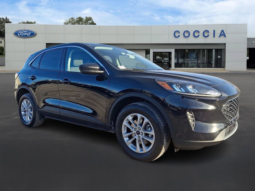 Certified 2022 Ford Escape SE w/ Convenience Package image 3