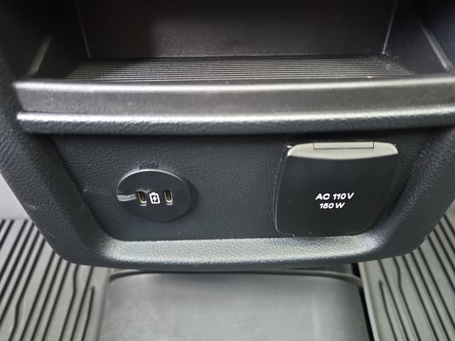 Certified 2024 Ford Edge ST w/ Equipment Group 401A AWD/4WD image 29