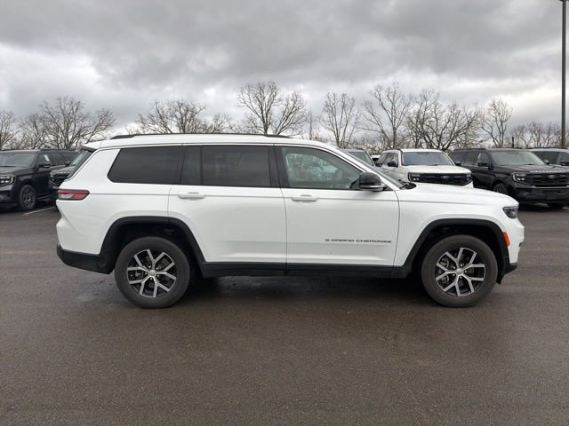 Used 2023 Jeep Grand Cherokee L Limited image 5