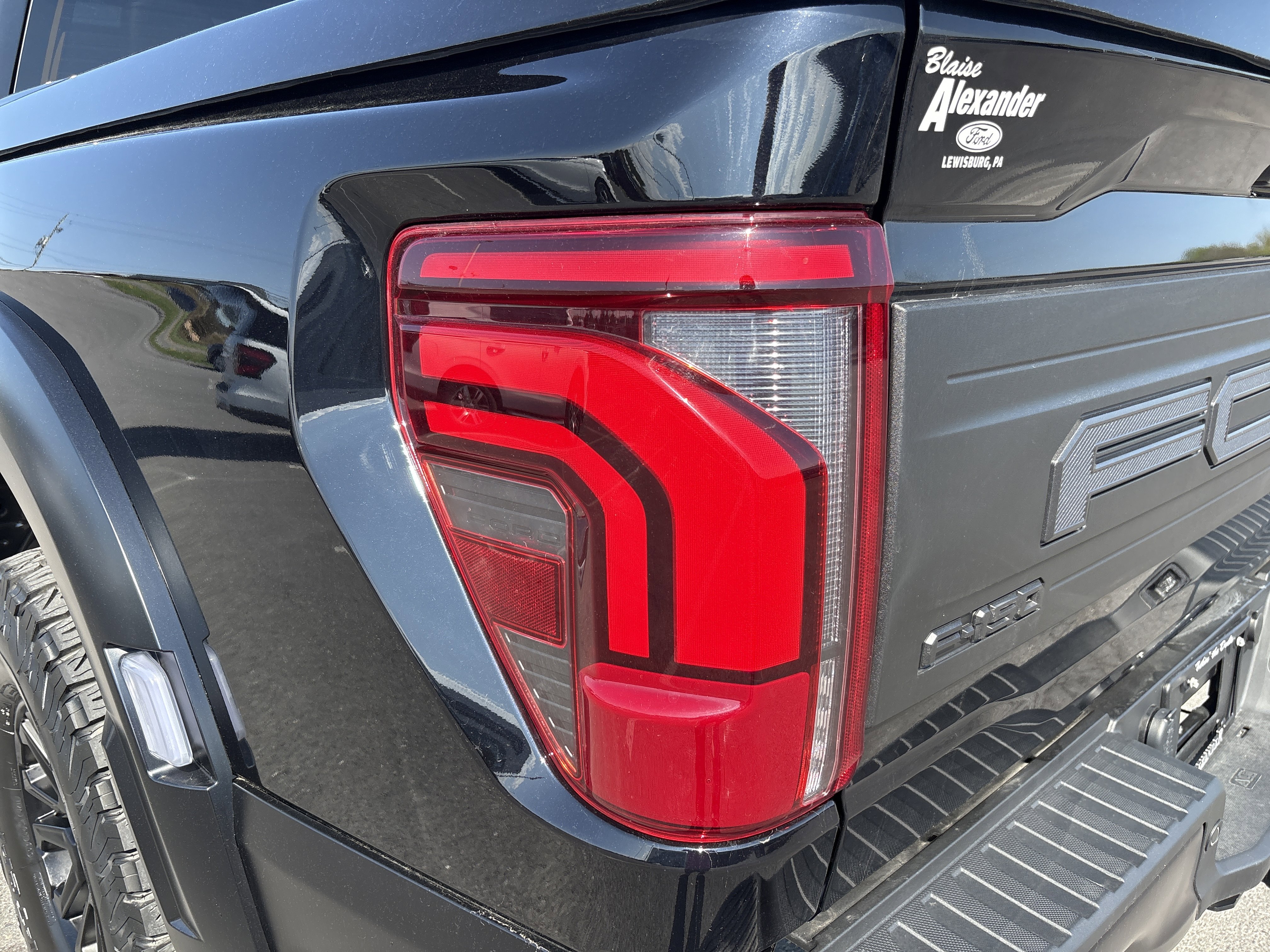 Certified 2025 Ford F150 Raptor AWD/4WD image 11