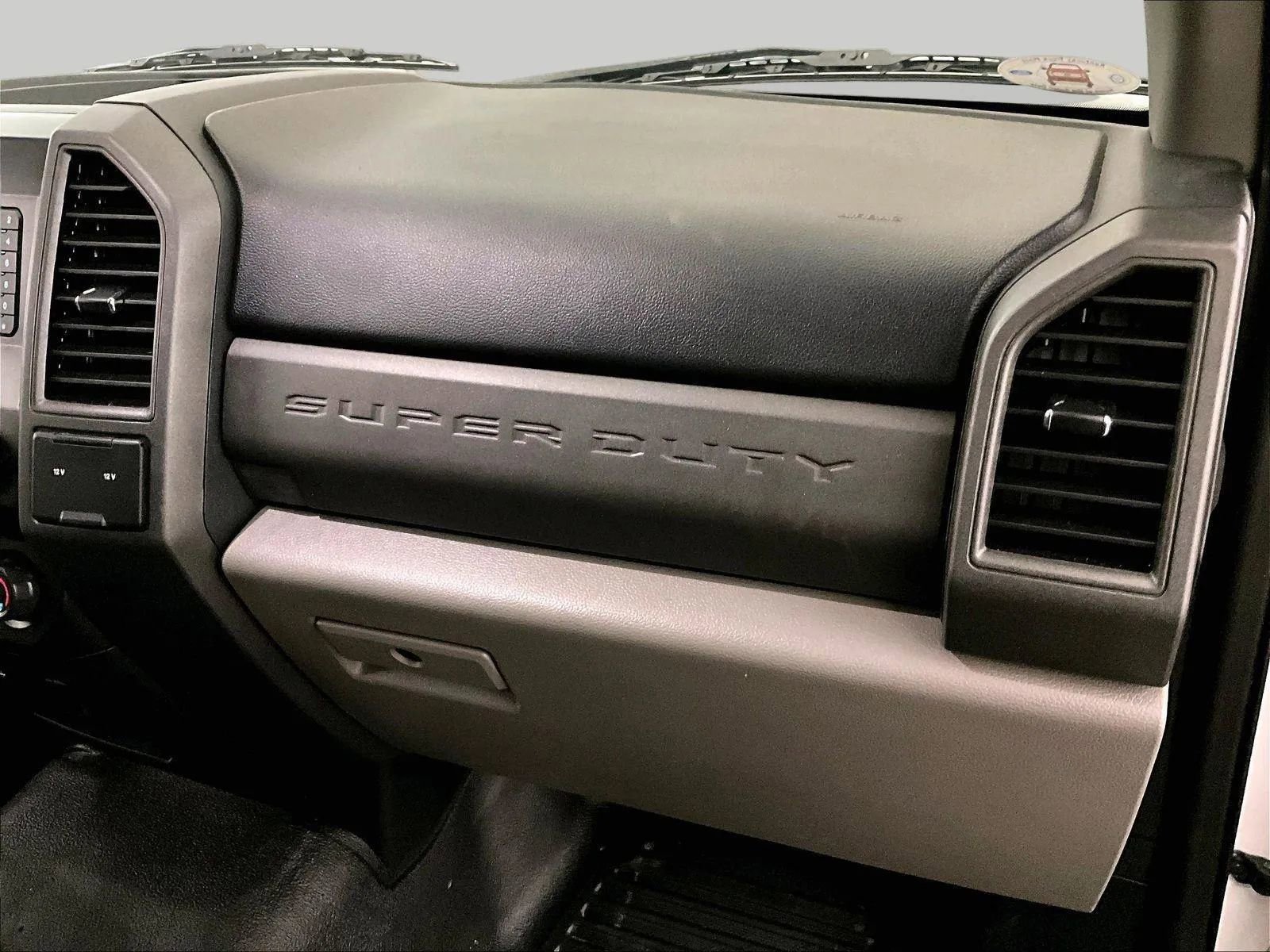 Certified 2021 Ford F250 XL w/ Power Equipment Group image 16