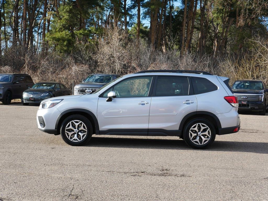 Used 2021 Subaru Forester Premium image 5