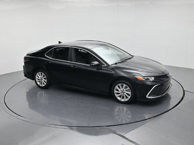 Used 2024 Toyota Camry LE FWD image 41