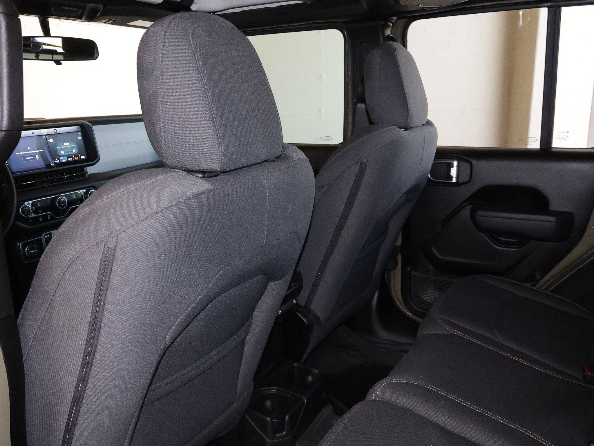 Used 2025 Jeep Wrangler Unlimited Sport AWD/4WD image 35