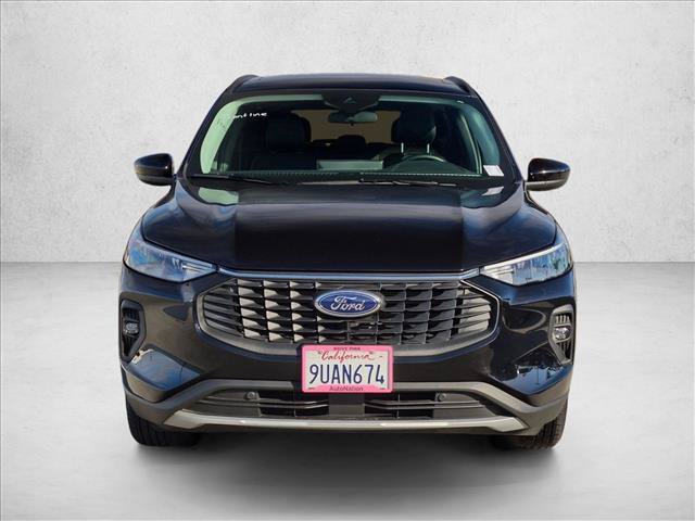 Certified 2025 Ford Escape SE FWD image 2