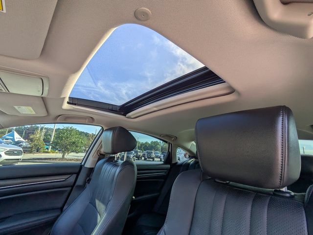 Used 2022 Honda Accord Touring image 19