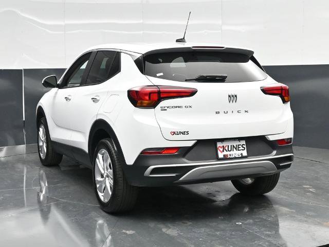 Used 2025 Buick Encore GX Preferred AWD/4WD image 10