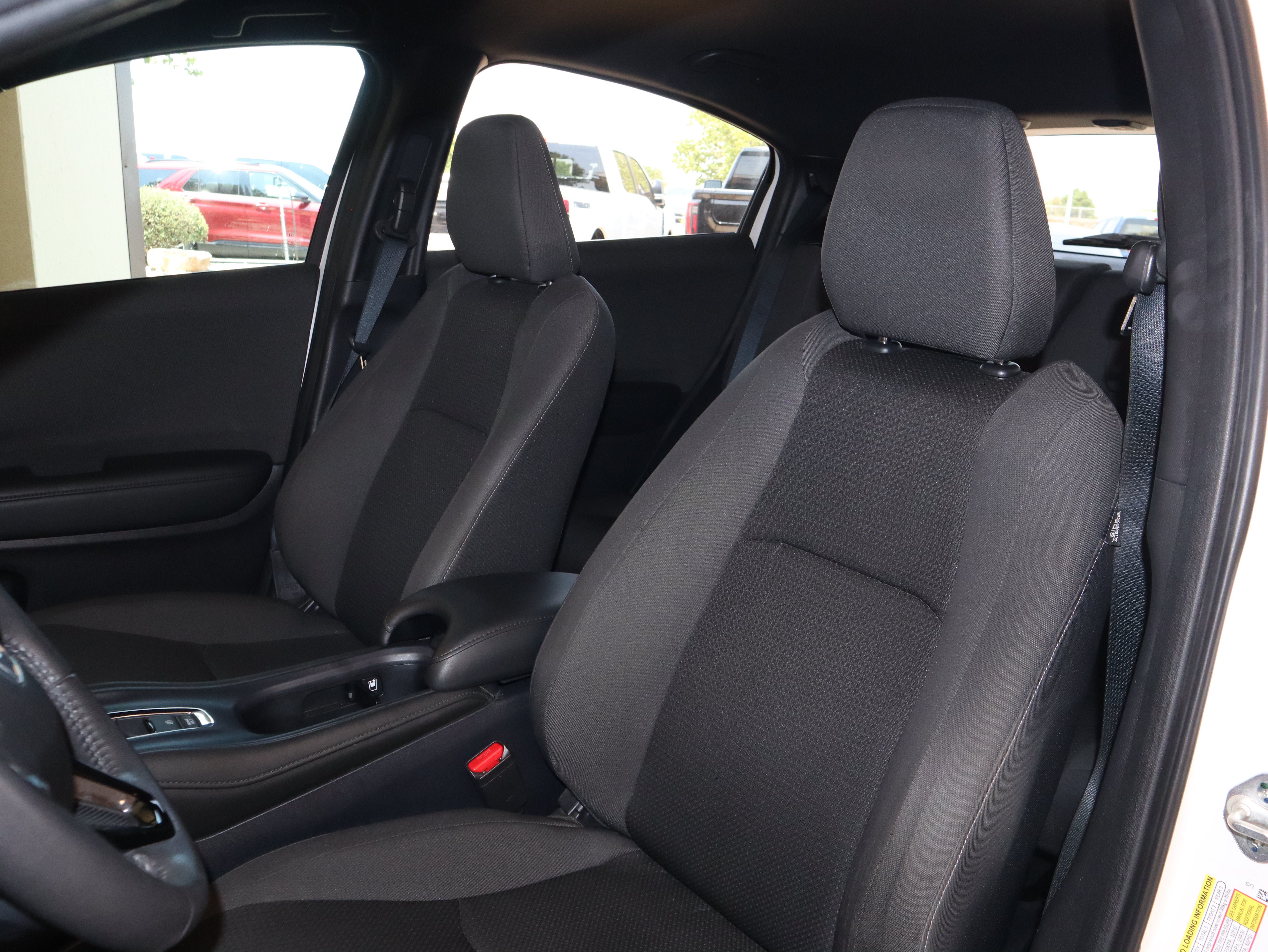 Used 2022 Honda HR-V Sport image 32
