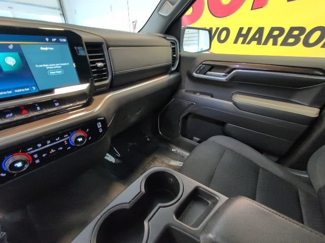 Used 2022 Chevrolet Silverado 1500 LT AWD/4WD image 25
