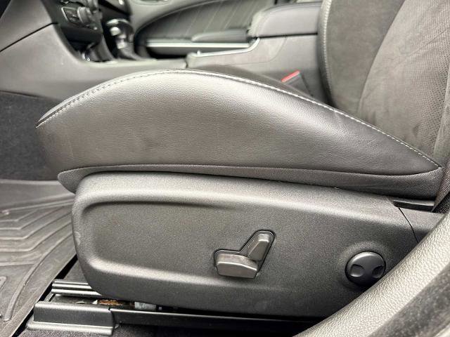 Used 2022 Dodge Charger Scat Pack w/ Dynamics Package RWD image 17