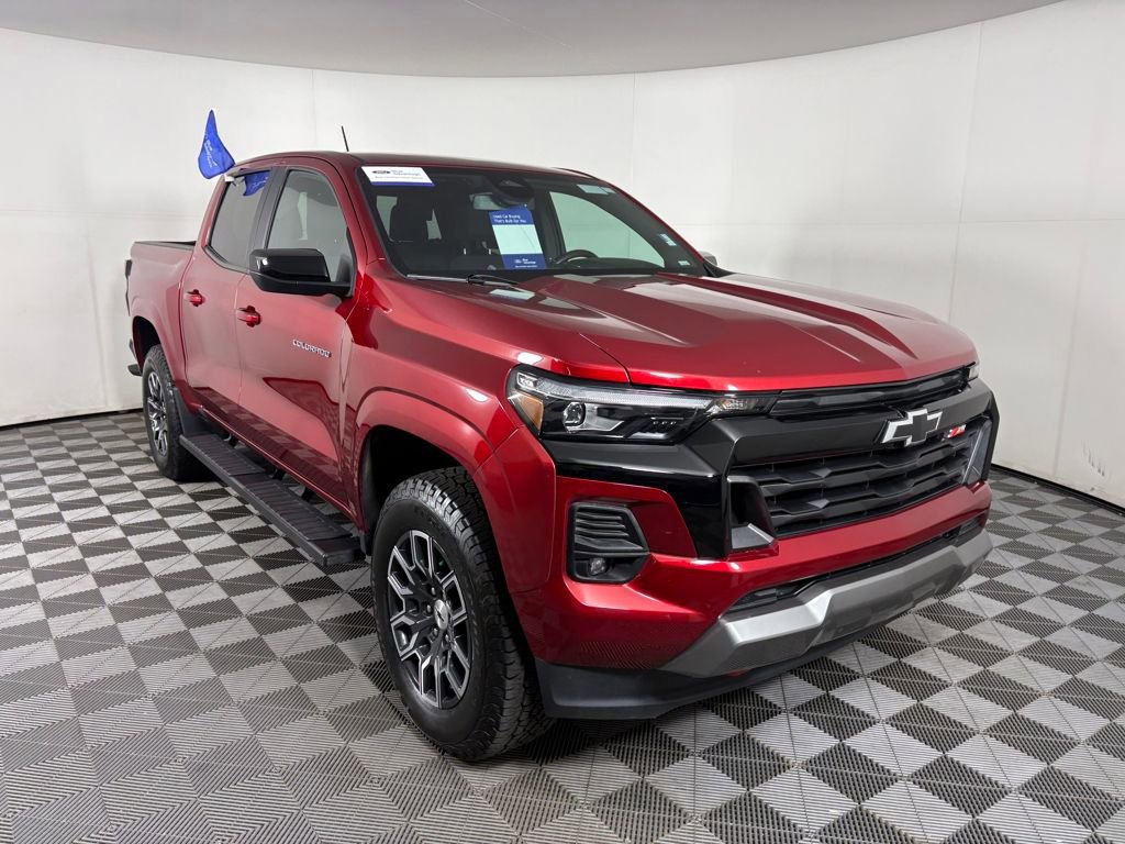 Used 2023 Chevrolet Colorado Z71 w/ Z71 Convenience Package 2 image 7