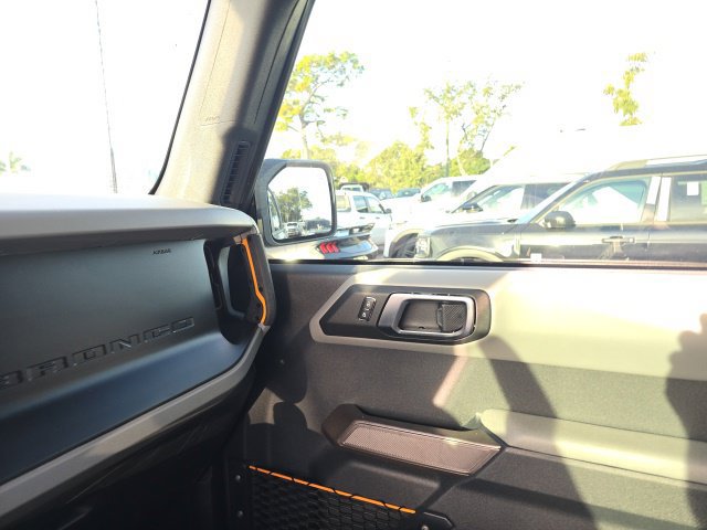 Certified 2023 Ford Bronco Badlands AWD/4WD image 15