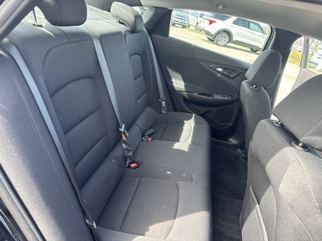 Used 2023 Chevrolet Malibu LS image 30