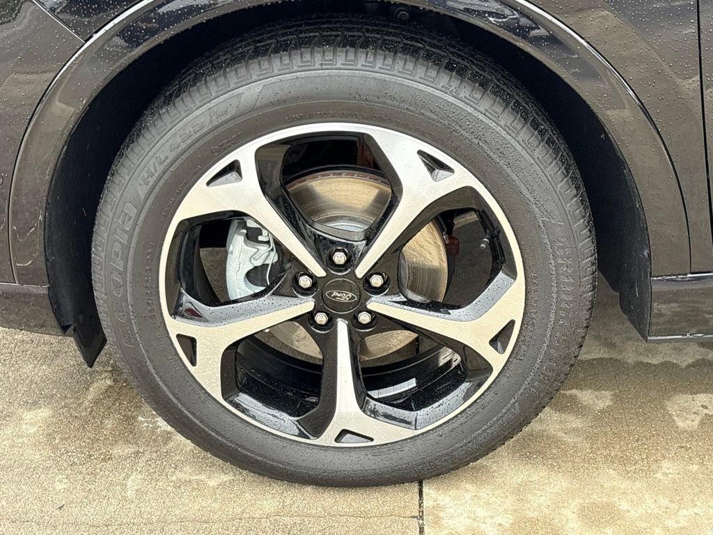 Certified 2023 Ford Escape ST-Line Elite w/ Premium Technology Package image 14