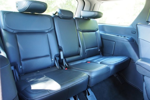 Certified 2025 Ford Expedition Platinum w/ Stealth Performance Package AWD/4WD image 16