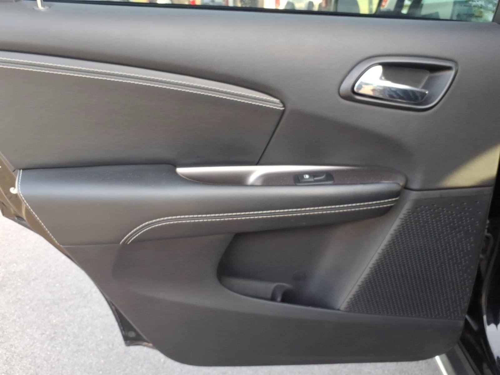 Used 2020 Dodge Journey Crossroad FWD image 14