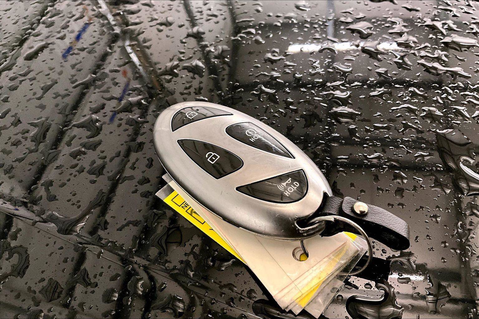 Used 2024 Hyundai Elantra SEL w/ Convenience Package image 9