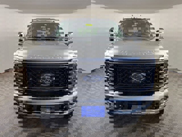 Certified 2024 Ford F250 Lariat w/ Lariat Ultimate Package image 2