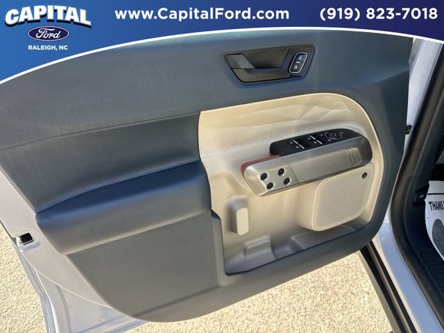 Certified 2025 Ford Maverick Lariat w/ 4K Tow Package AWD/4WD image 18