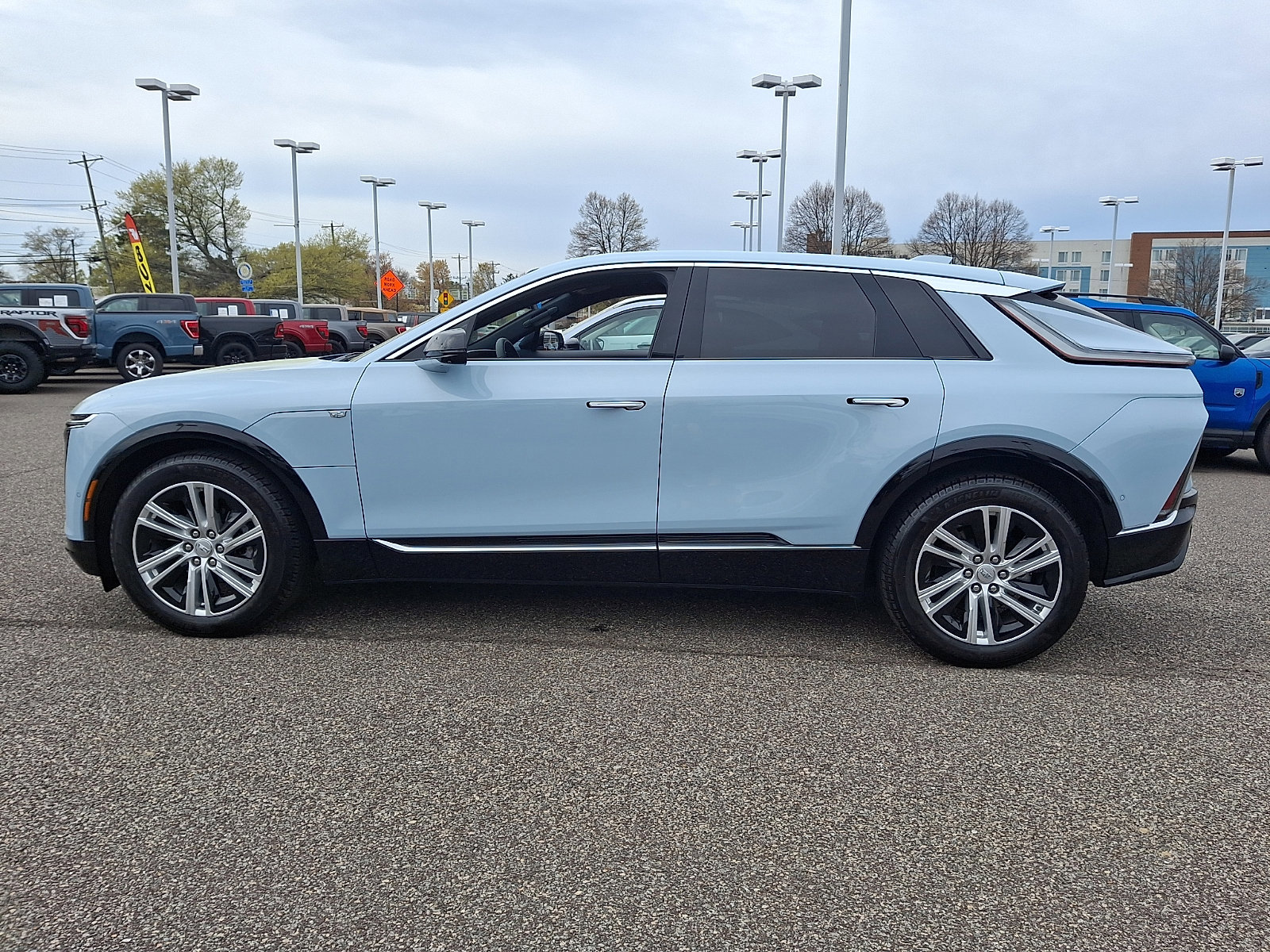 Used 2024 Cadillac Lyriq Tech w/ Driver Assist Package image 3