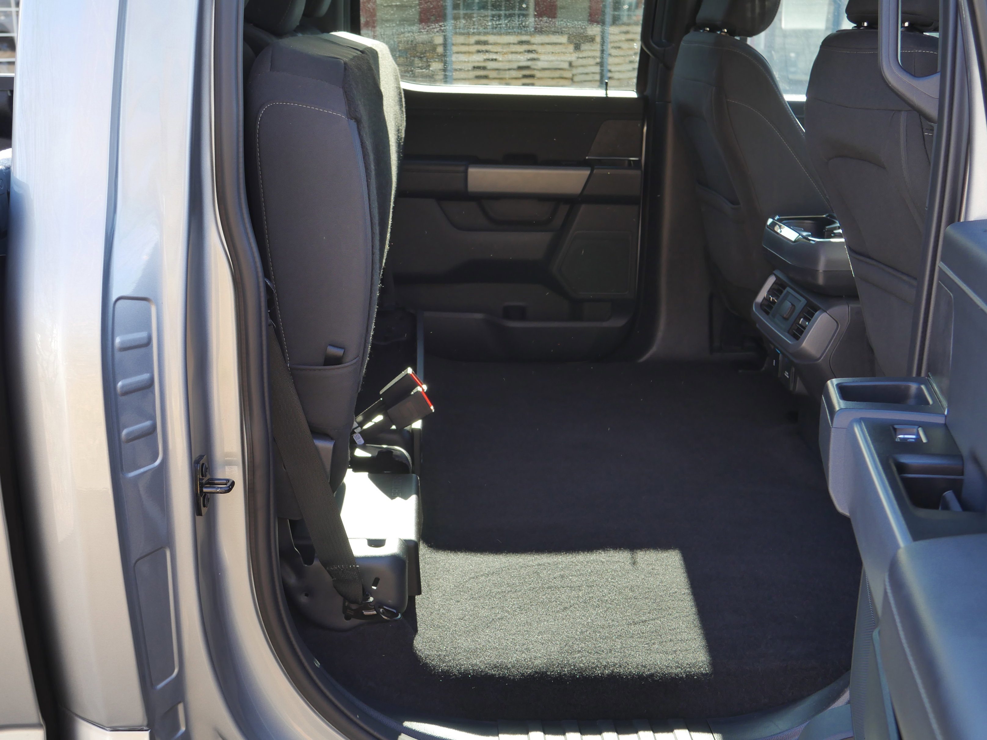 Certified 2025 Ford F150 XLT w/ Equipment Group 302A MID image 33