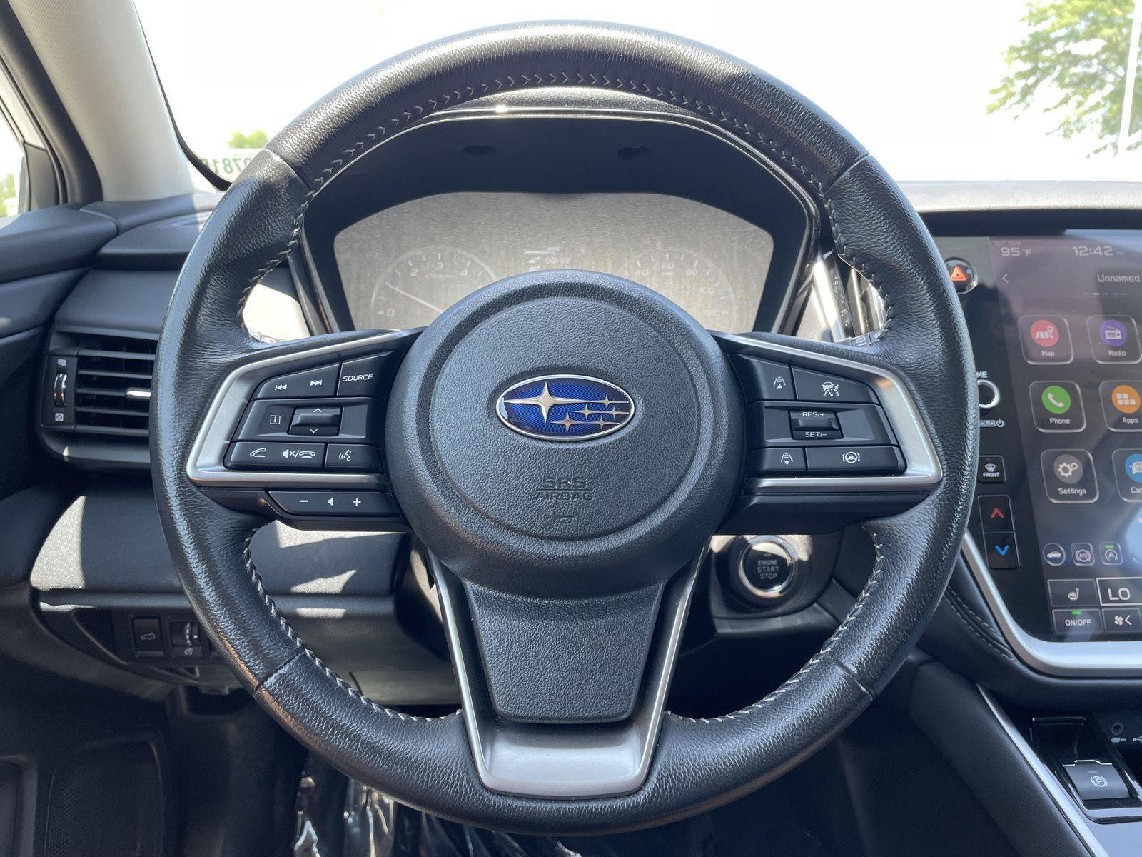 Used 2025 Subaru Outback Premium AWD/4WD image 12
