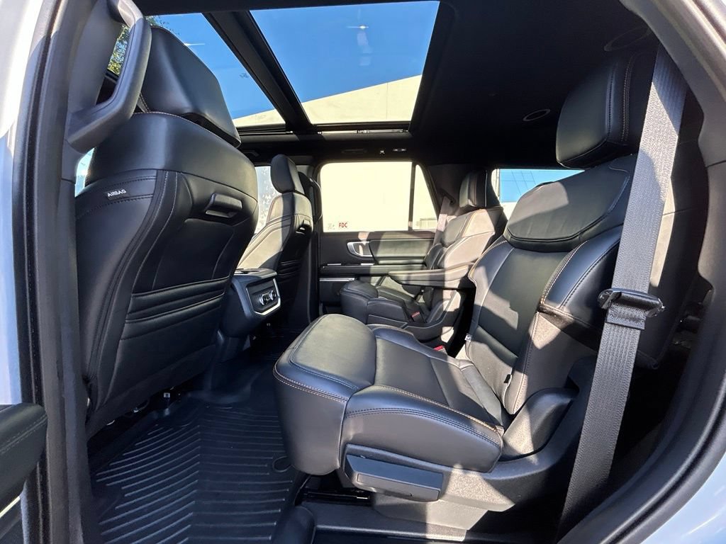 Certified 2025 Ford Expedition Tremor AWD/4WD image 34