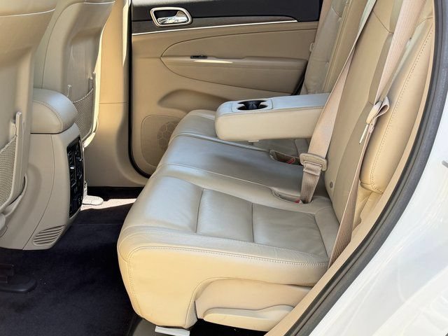 Used 2017 Jeep Grand Cherokee Limited AWD/4WD image 20