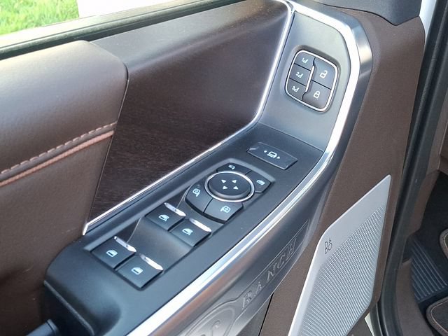 Certified 2025 Ford F350 King Ranch AWD/4WD image 23