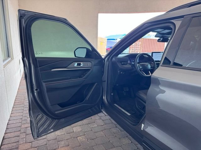 Certified 2025 Ford Explorer ST-Line RWD image 10