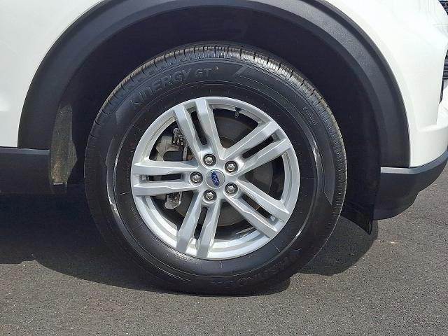 Certified 2022 Ford Explorer XLT w/ Class IV Trailer Tow Package image 8