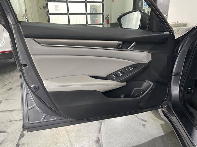 Used 2019 Honda Accord LX image 12
