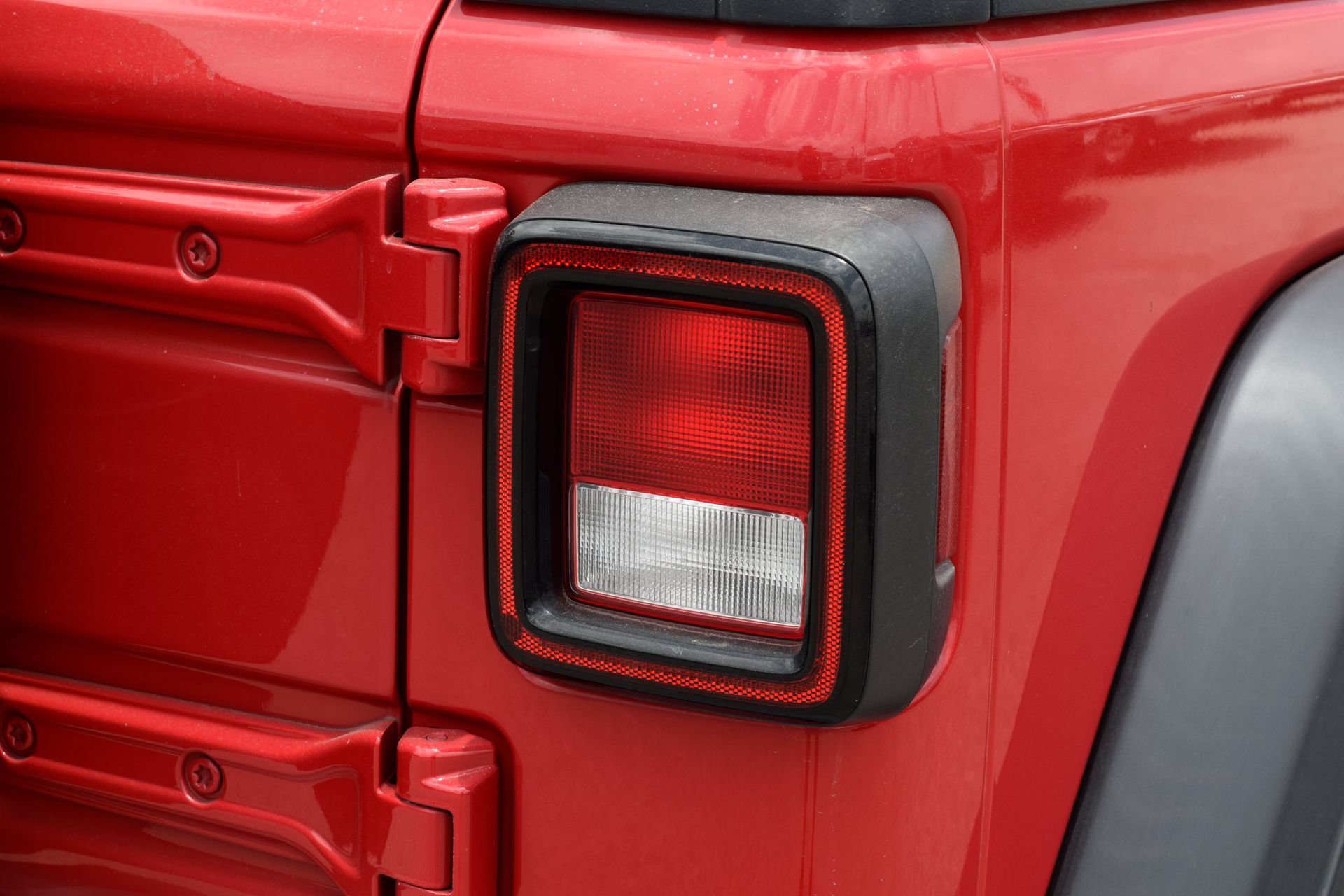 Used 2018 Jeep Wrangler Unlimited Sport S AWD/4WD image 20