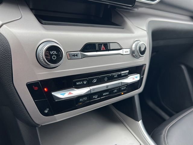 Certified 2023 Ford Explorer XLT w/ Equipment Group 202A image 16