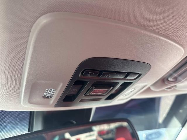 Used 2019 Toyota Camry XSE FWD image 33
