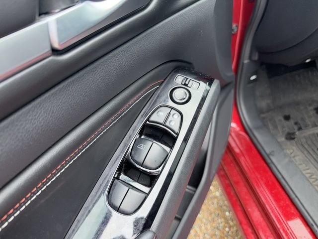 Used 2023 Nissan Altima 2.5 SR w/ SR Premium Package AWD/4WD image 16