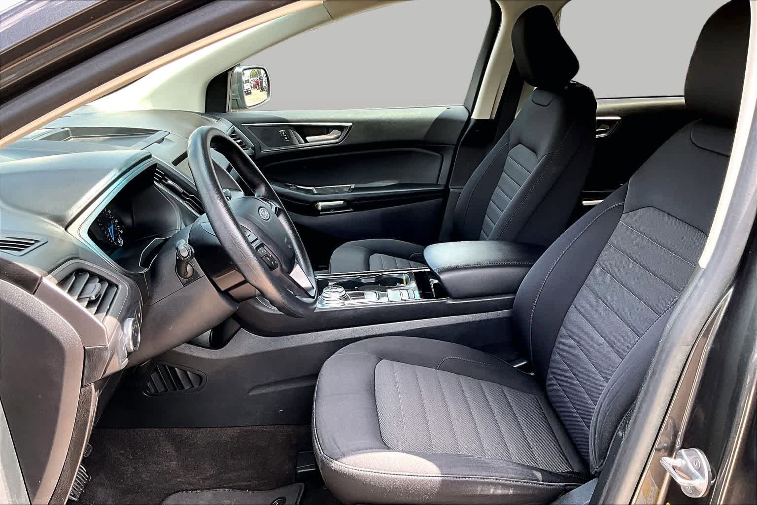 Certified 2020 Ford Edge SE FWD image 8