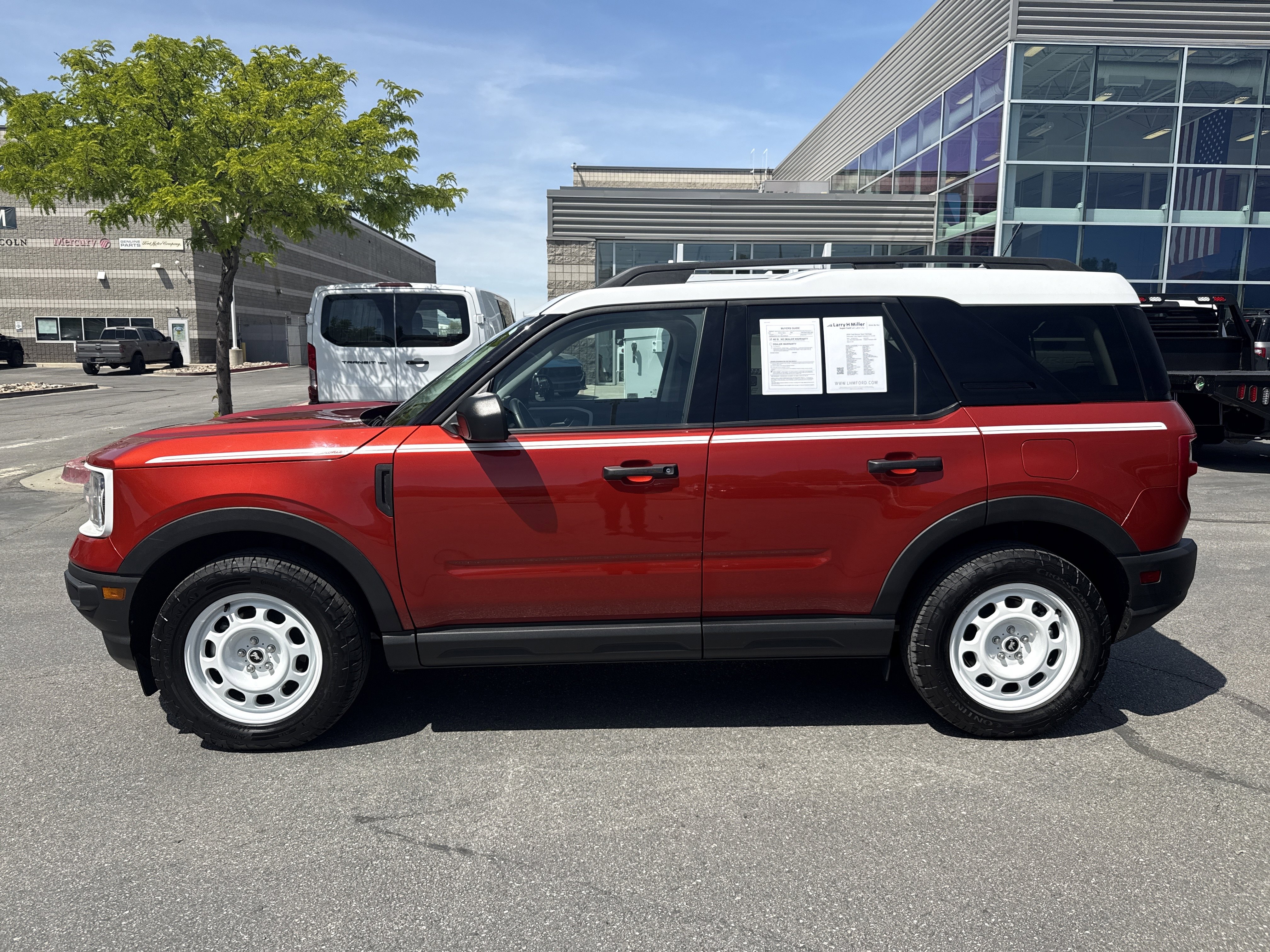Certified 2024 Ford Bronco Sport Heritage w/ Heritage Convenience Package AWD/4WD image 2